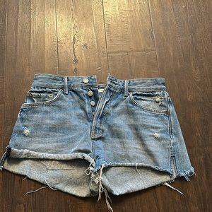 The GRLFRND Cindy shorts size 27